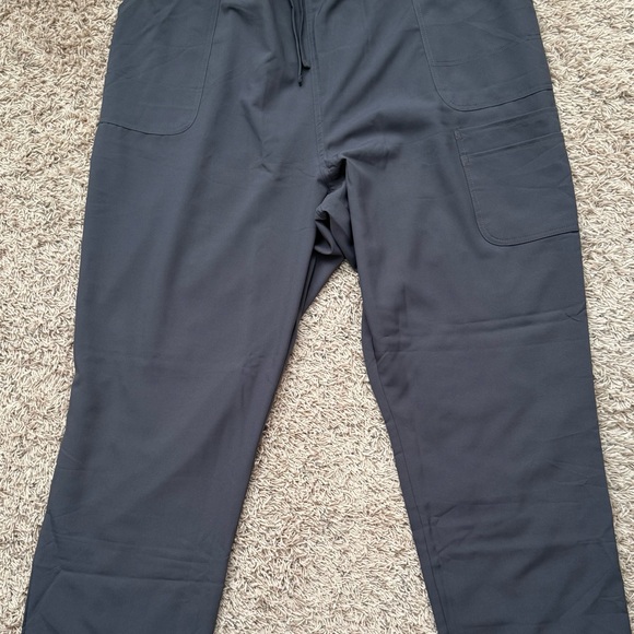 Scrubstar Women's Core Essentials Pewter Scrubs Set Size: 3XL - Picture 5 of 7